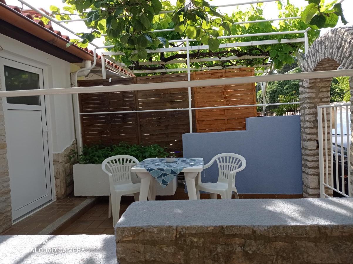 Studio Apartman פרמנטורה מראה חיצוני תמונה