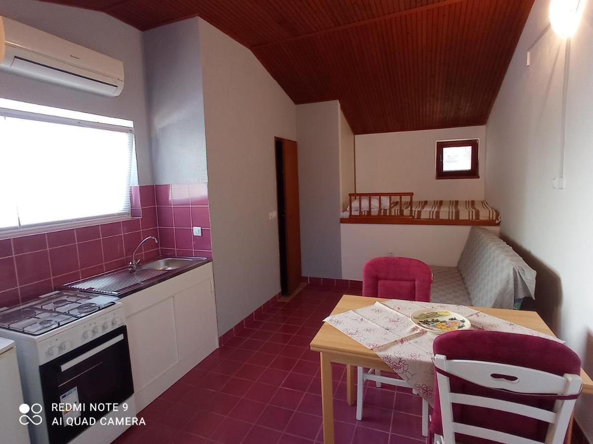 Studio Apartman פרמנטורה מראה חיצוני תמונה