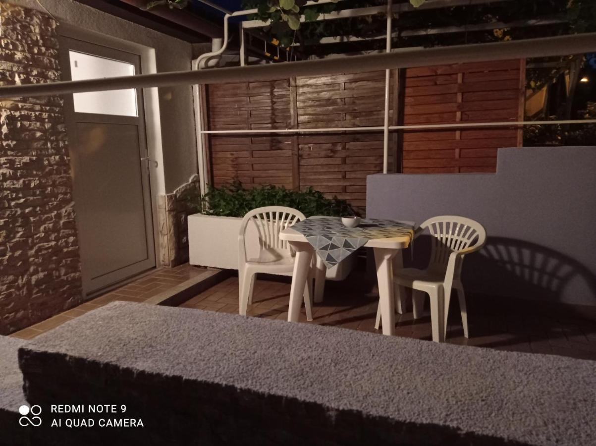 Studio Apartman פרמנטורה מראה חיצוני תמונה